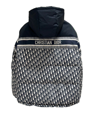 Reversible Cropped Puffer Jacket – Blue & Ecru Monogram Quilted Style