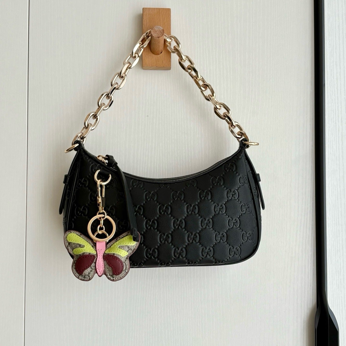 Emblem Small Shoulder Bag – Multiple 0