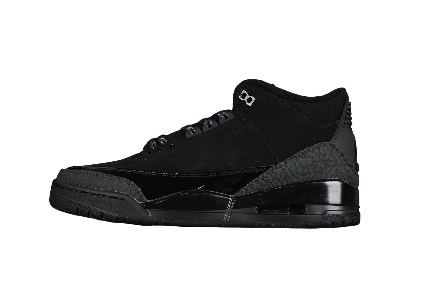 Black Cat Retro Style Sneaker – CT8532-001 All-Black Edition”