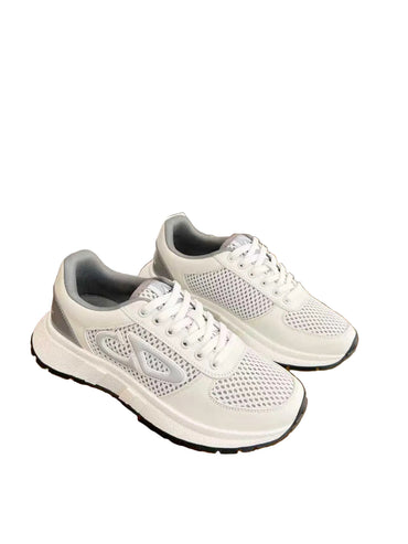 Breathable Mesh Low-Top Trainer — Cushioned Comfort Sneaker white