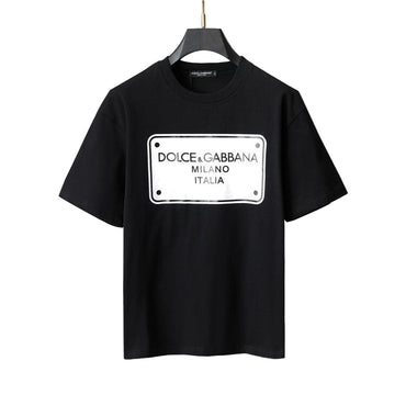 Black t-shirt