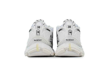 772774 WRUNG 9010 Luxury Runner Sneaker – Gradient White Black Edition - TruVybe Essentials