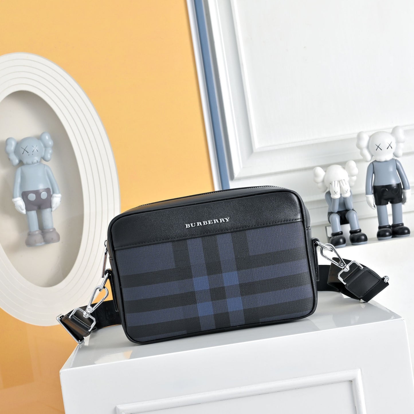 Plaid Crossbody Messenger Bag
