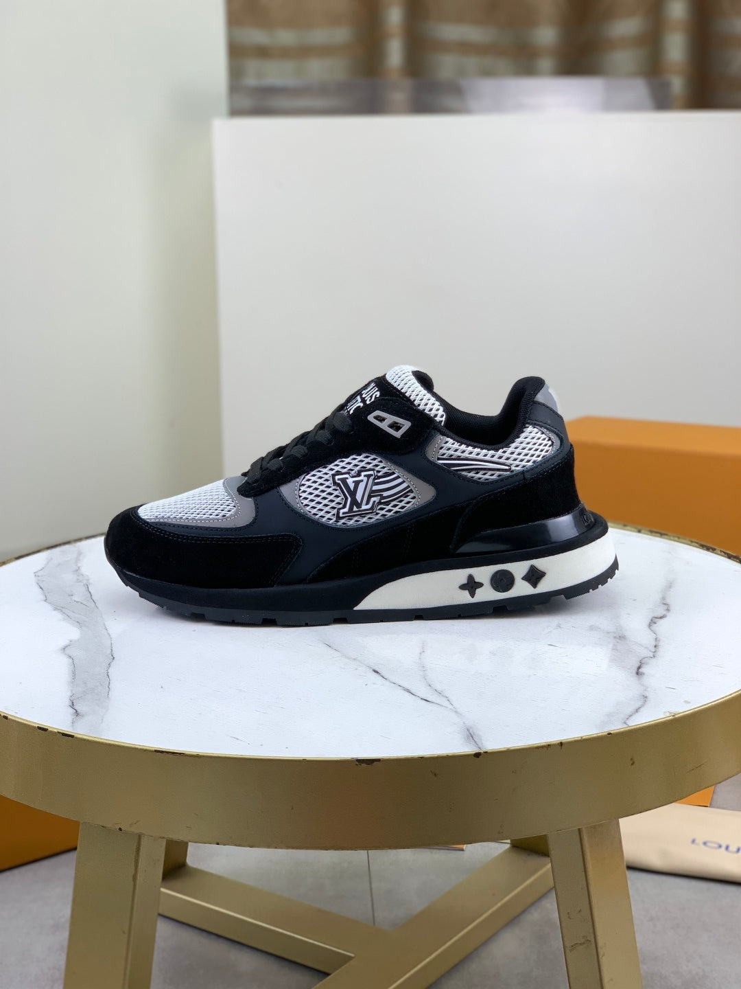 Suede Mesh Runner Sneakers
