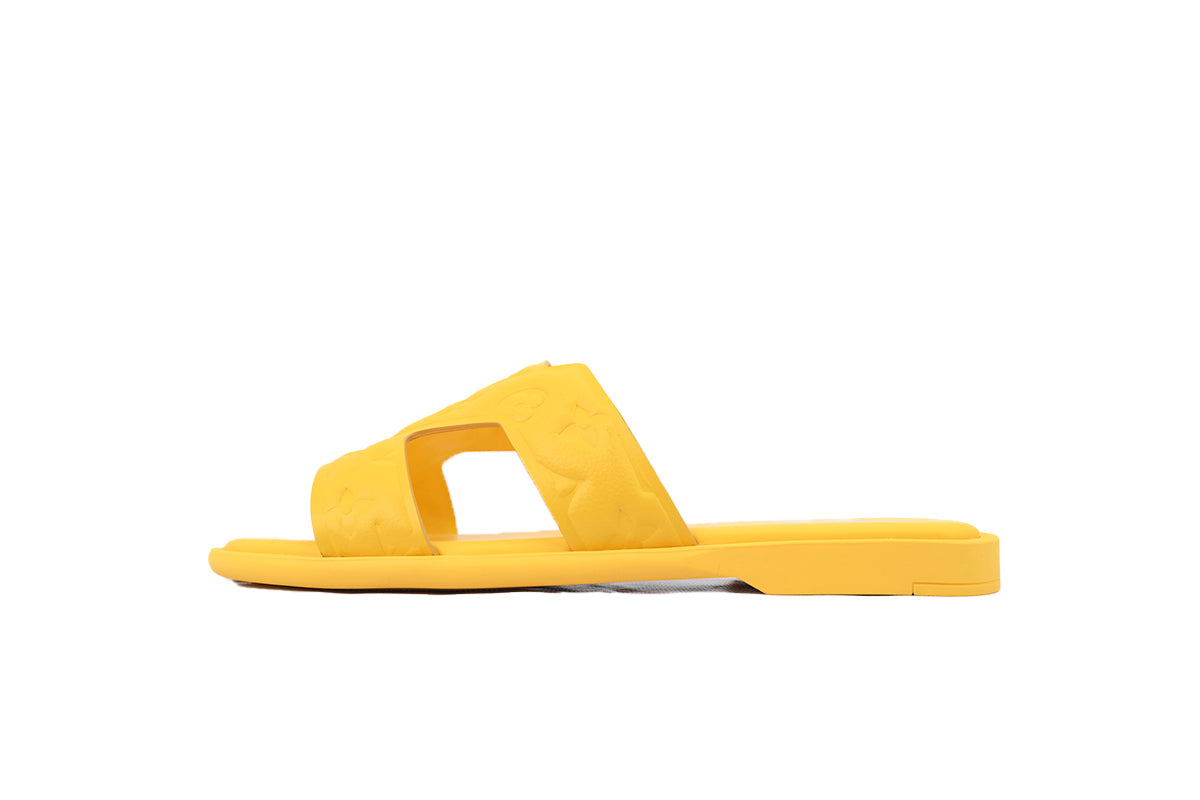 Louis Vuitton Oasis Mule Yellow Slide – Radiant Color Meets Effortless Elegance