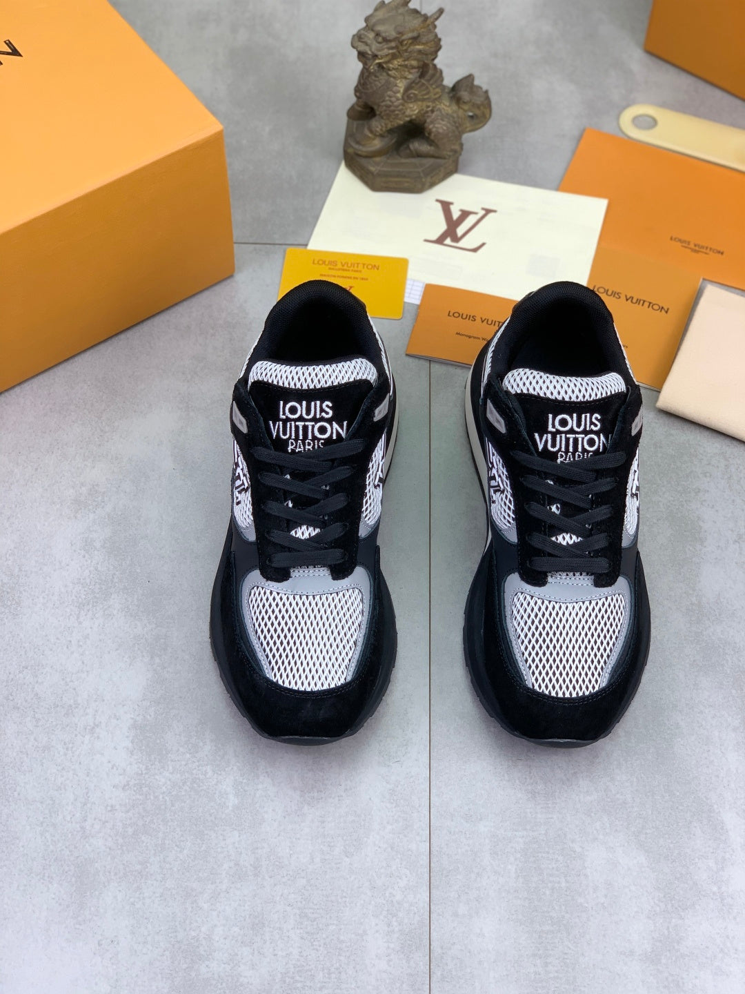 Suede Mesh Runner Sneakers