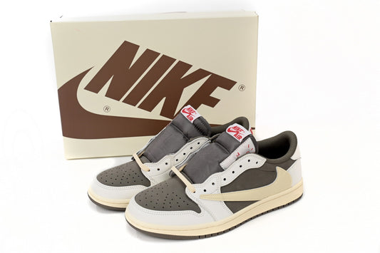 Travis Scott x Air Jordan 1 Low Reverse  Mocha - Premium Sneaker Collaboration