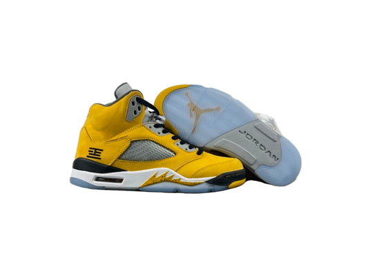 454783-701 Retro Yellow Suede High-Top Sneaker – Limited 2011 Edition bottom
