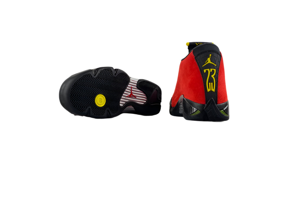 Jordan 14 Retro "Challenge Red" – Bold, Sport-Inspired Style.