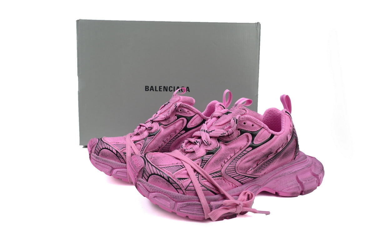 5000 Luxury Runner Sneaker – Canvas Pink Edition