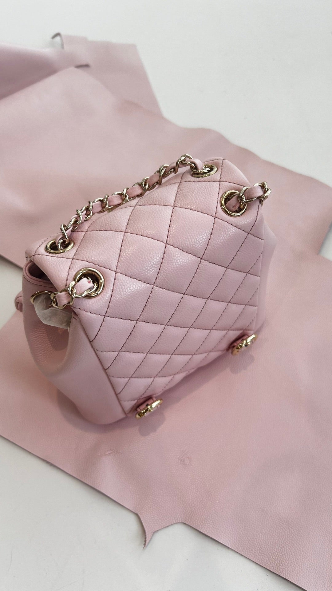 Medium Quilted Caviar Duma Drawstring Backpack – Pink - TruVybe Essentials