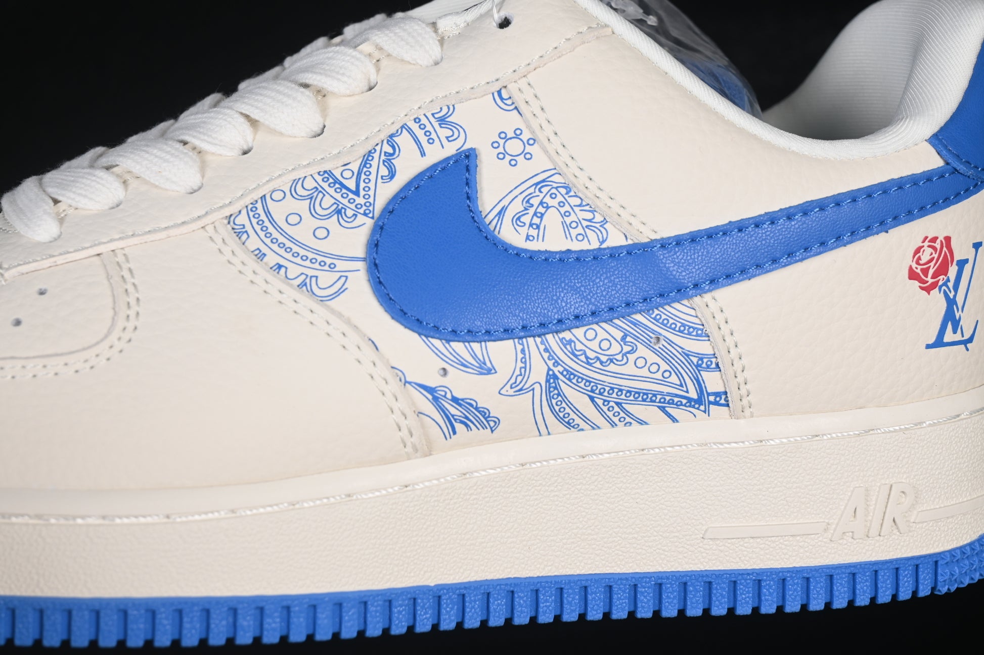 Custom Low-Top Sneaker – White & Blue