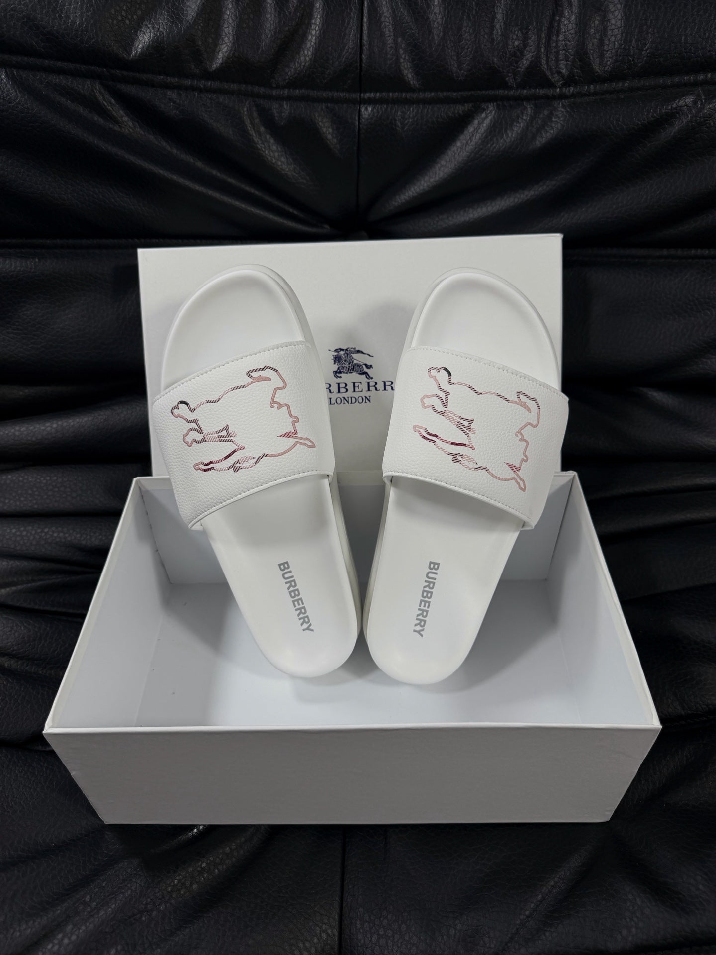 Equestrian Graphic Slide Sandals