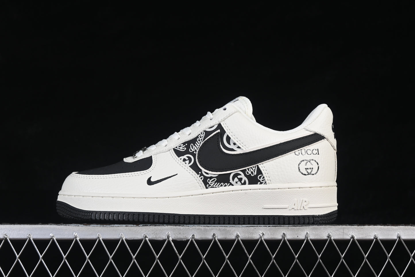 Custom Low-Top Sneaker – Black & White