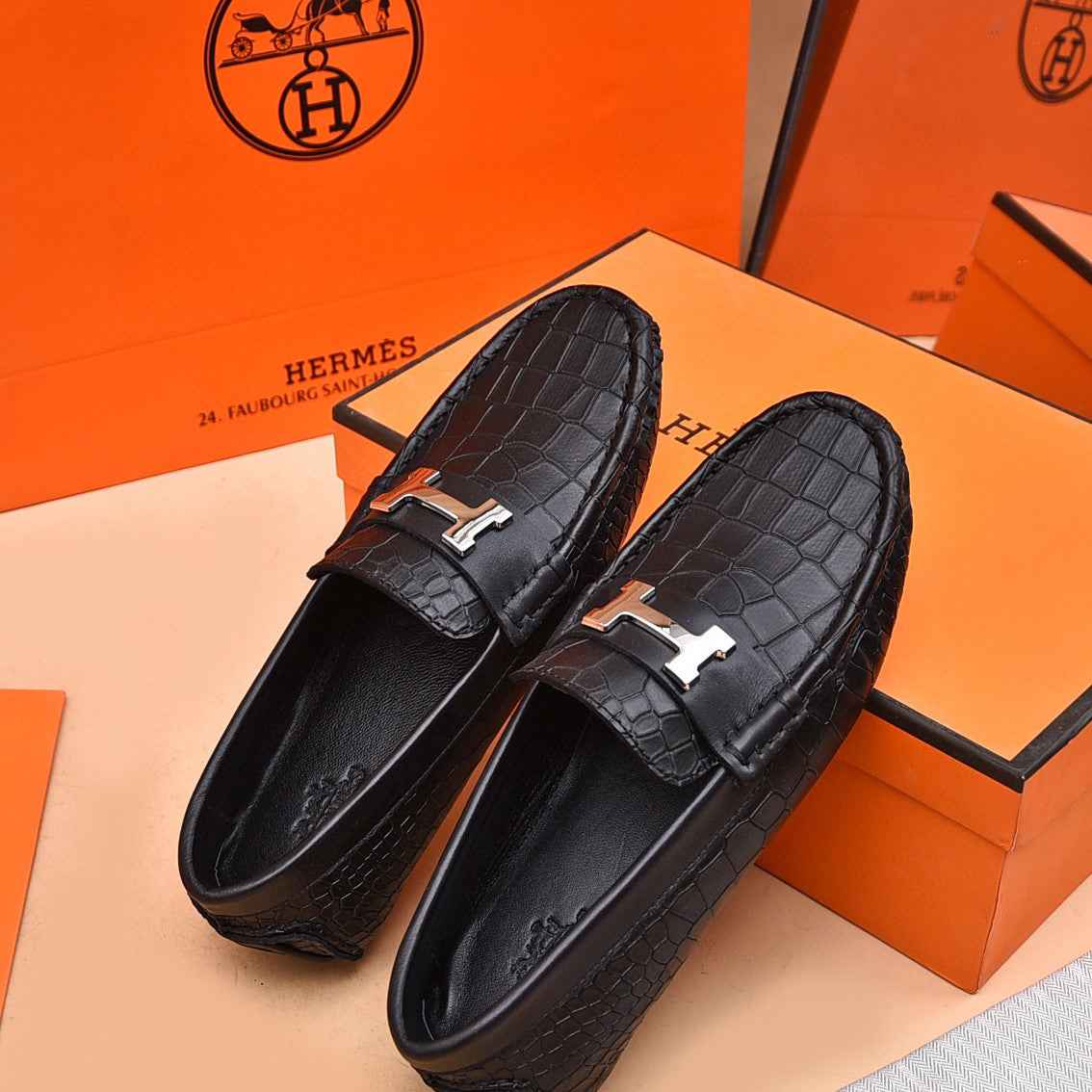 Leather Driver Loafers for Men – Classic Slip-On Shoes Available in Multiple Colors