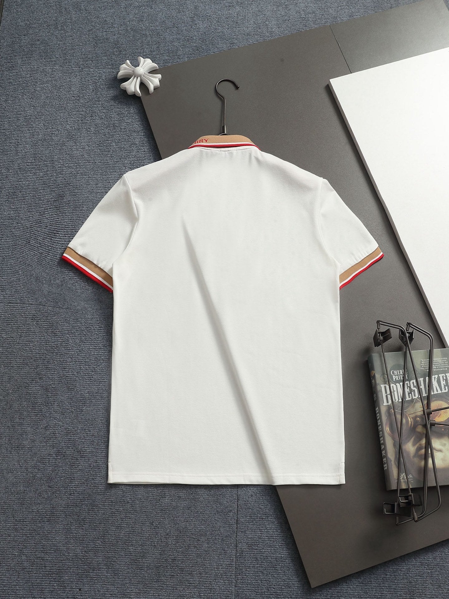 Classic Contrast Collar Polo Shirt