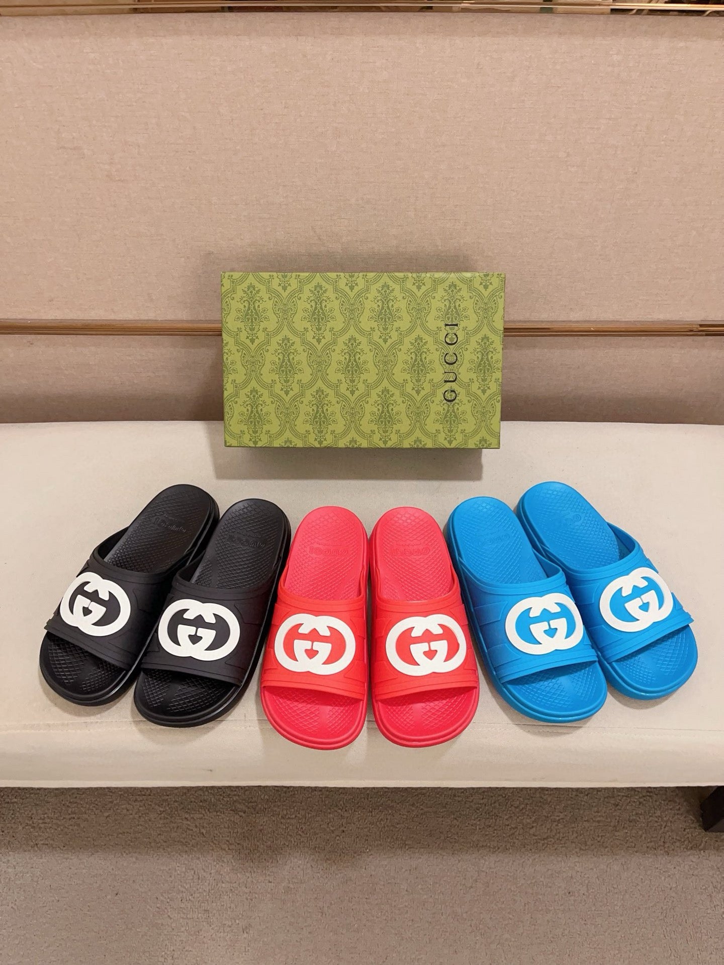 GG Rubber Slide Sandals