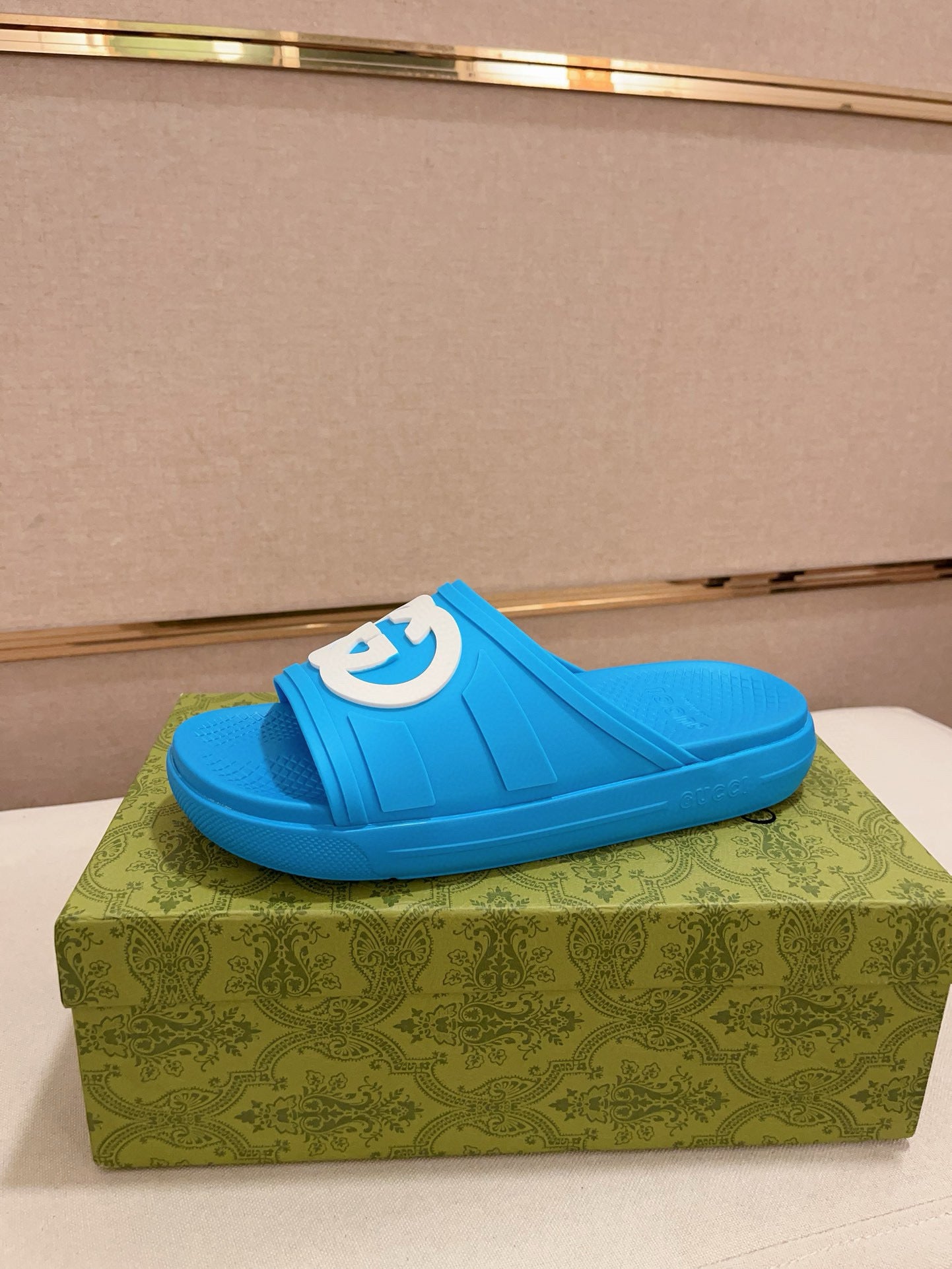 GG Rubber Slide Sandals