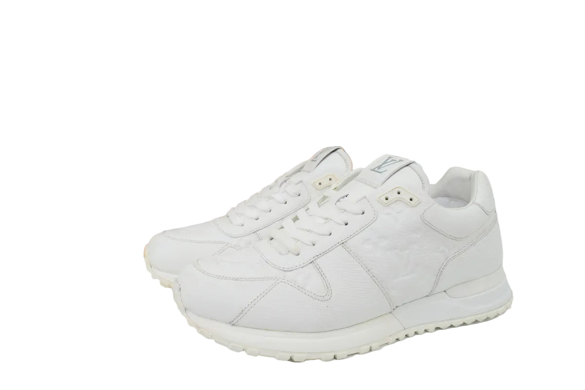 High-End Monochrome Leather Running Sneaker with Embossed Pattern