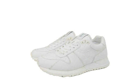 High-End Monochrome Leather Running Sneaker with Embossed Pattern