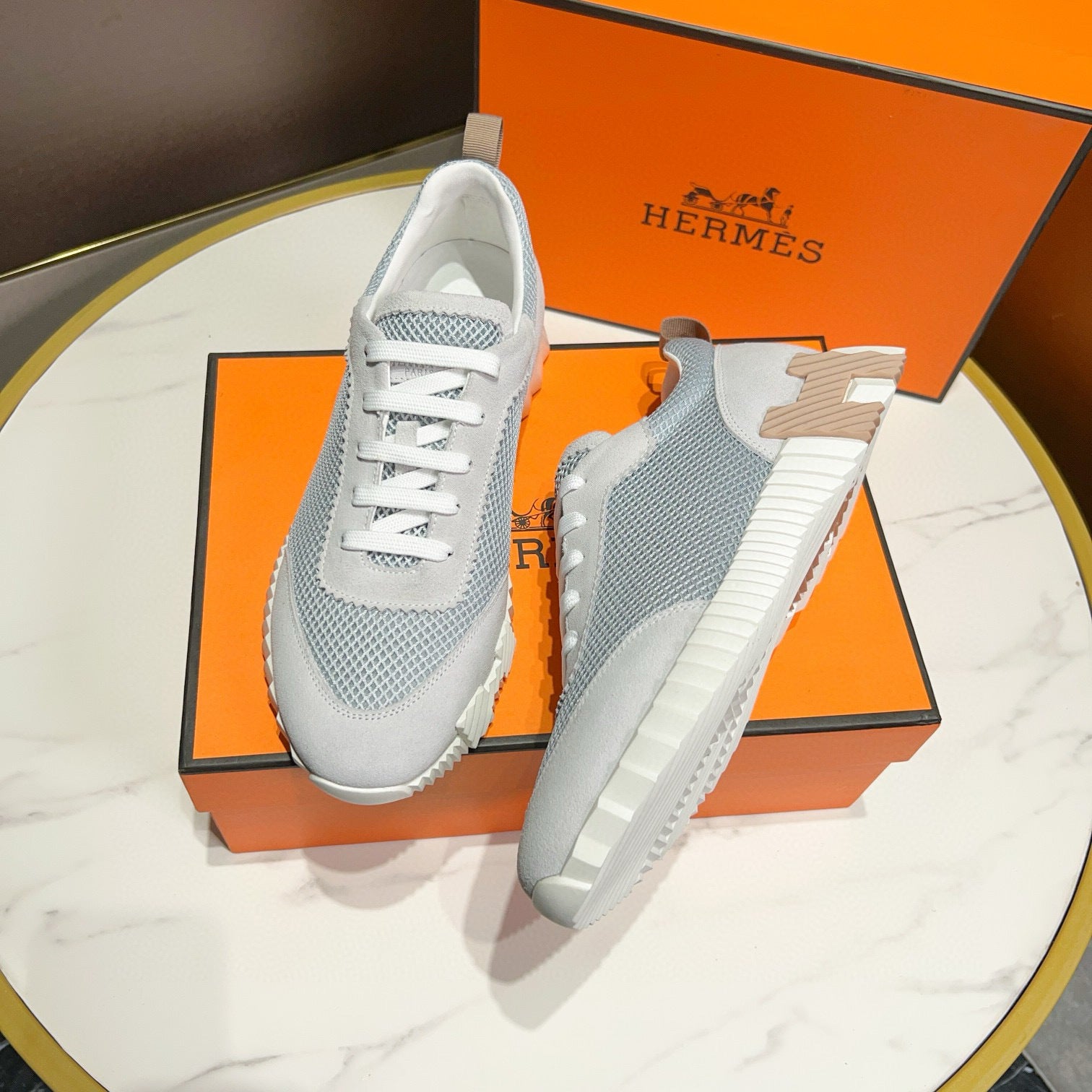 Luxury Chunky Sole Sneakers – Premium Leather Low Top Sneakers Multiple Colors Available