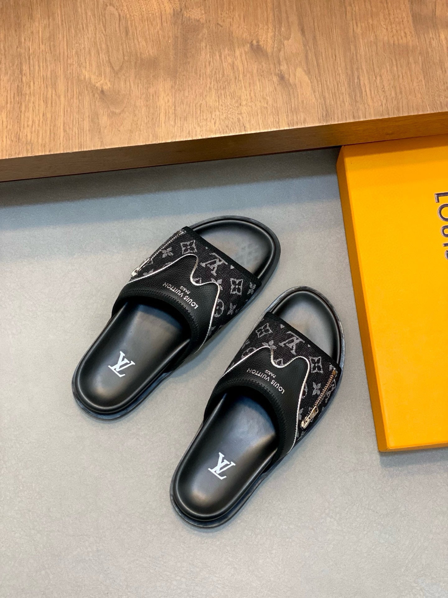 Monogram Slide Sandals – Black Casual Slip-On Slides