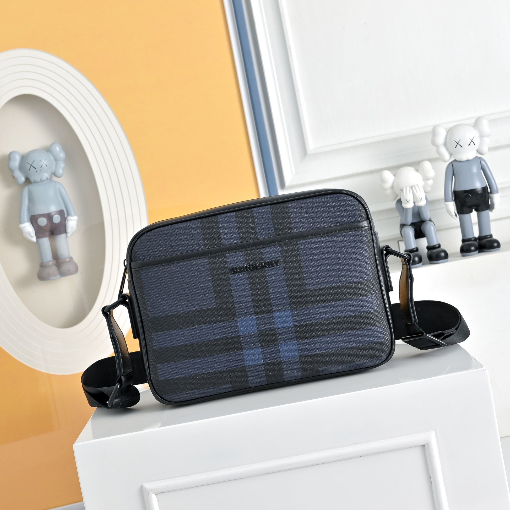 Plaid Crossbody Messenger Bag