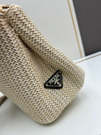 Small Crochet Tote Bag – Natural Beige - TruVybe Essentials