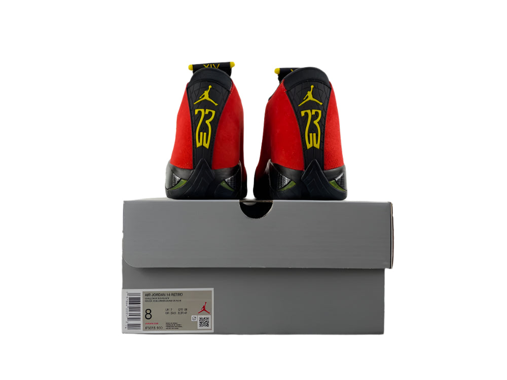 Jordan 14 Retro "Challenge Red" – Bold, Sport-Inspired Style.