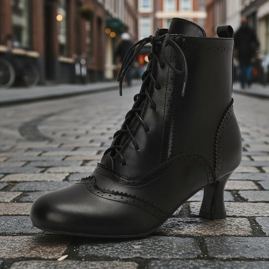 Women’s Dopamine Girl Short Boots – Comic-Con Style Winter Footwear