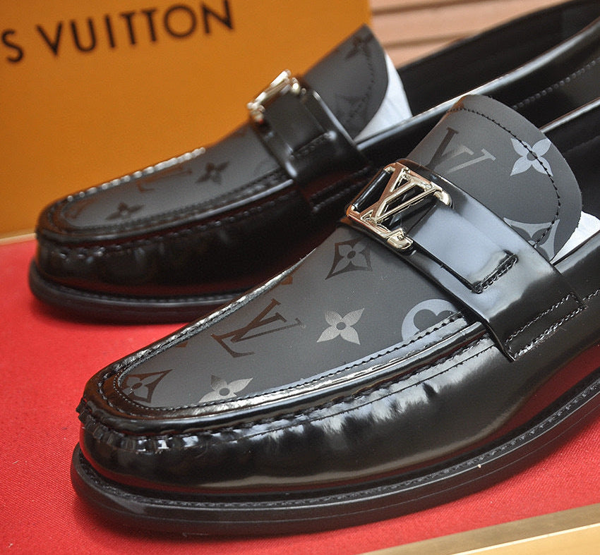 black major monogram loafers front