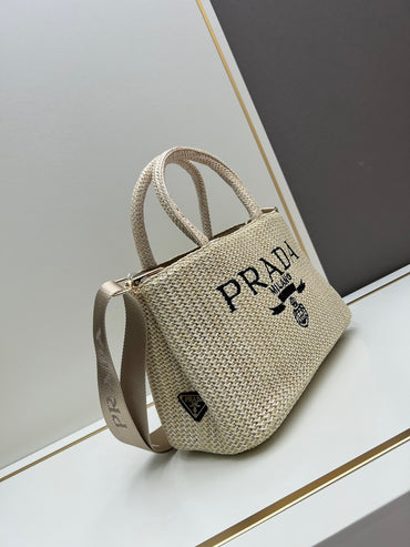 Small Crochet Tote Bag – Natural Beige
