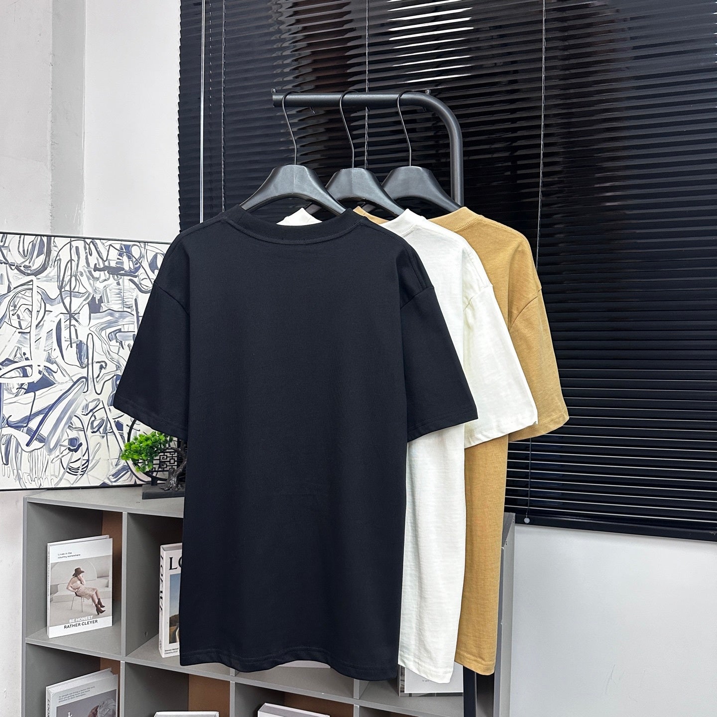 Equestrian Graphic Crew Neck T-Shirt