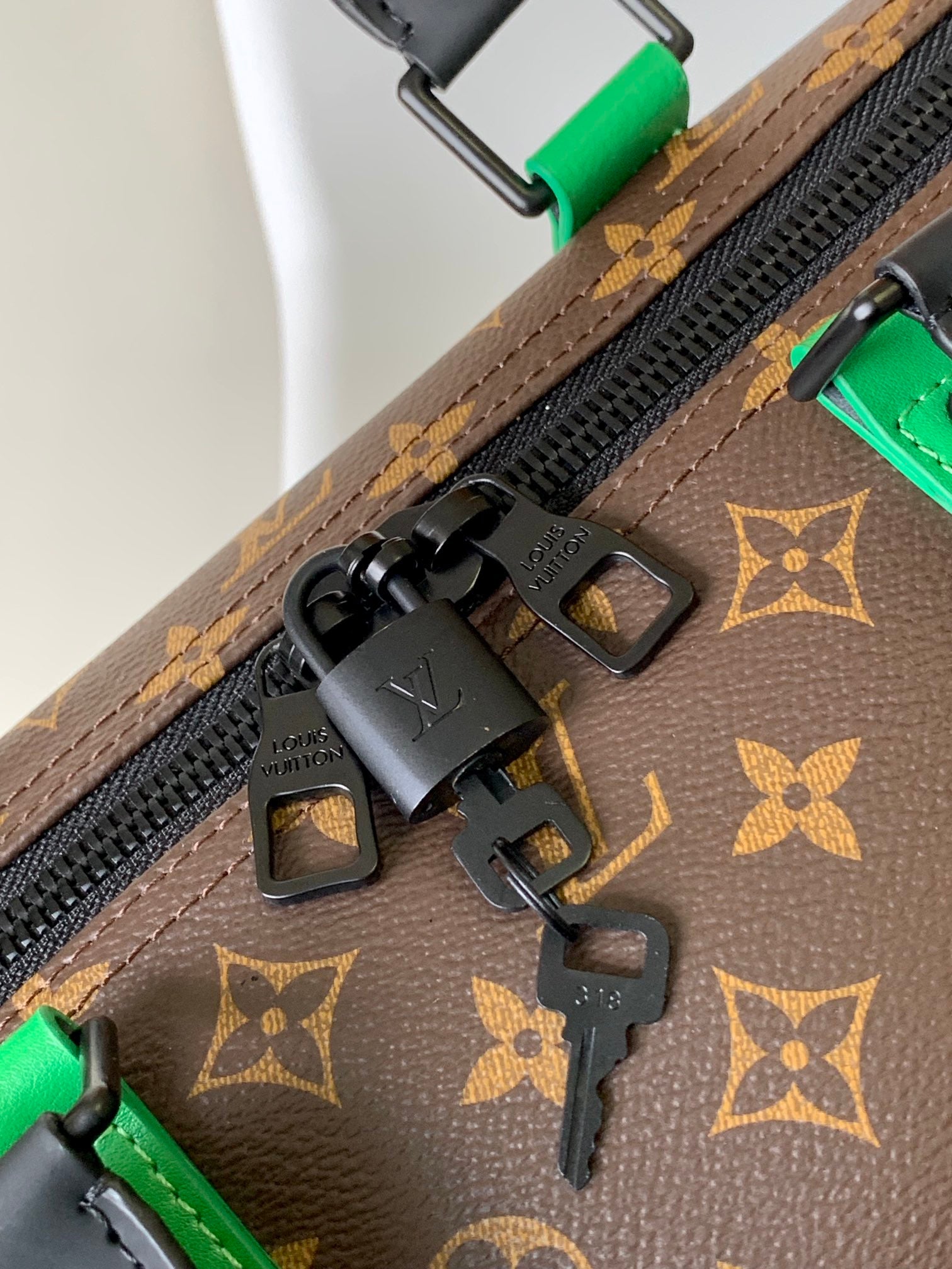 lock Large Canvas Travel Bag Brown & Green Monogram Keepall 50