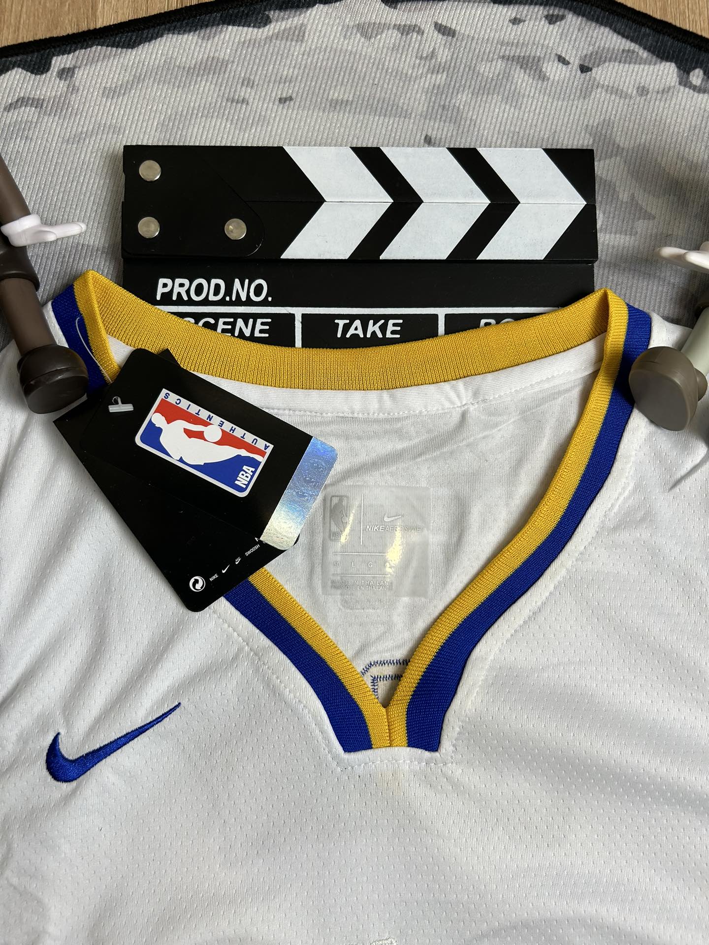 Nike Unisex Golden State Warriors Stephen Curry Dri-FIT Swingman Jersey - TruVybe Essentials