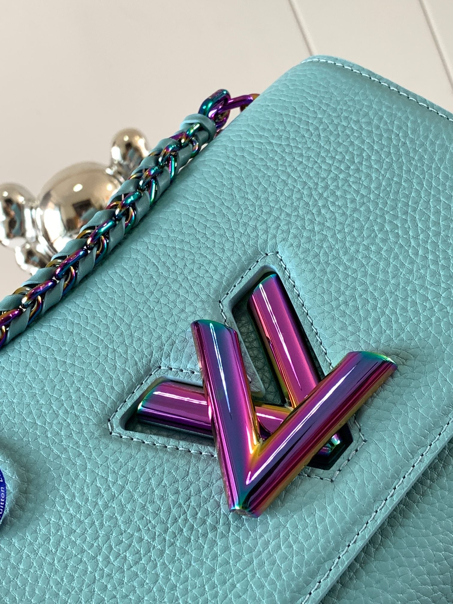 s,Summer Splash Twist MM bag  iridescent blue grained calfskin leather ;;