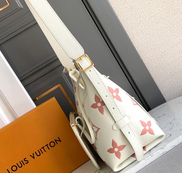 side CarryAll PM Bag – Latte / Chamallow with Pouch