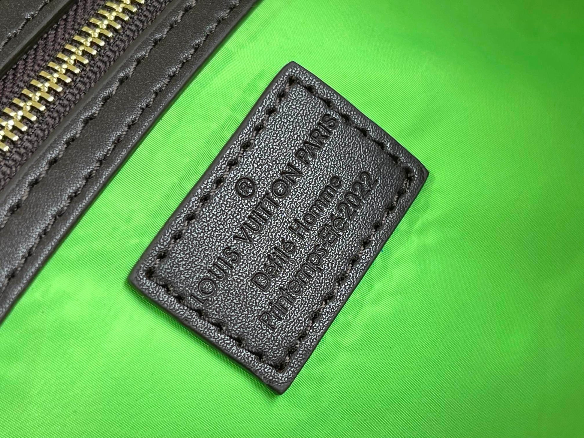 tags 2022 Monogram Trunk L'Œil Keepall Bandoulière 55 travel bag – Detachable Shoulder Strap